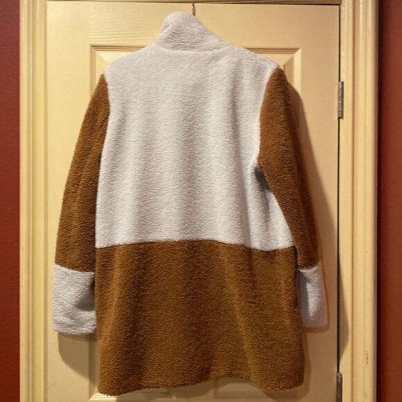 Line & Dot Multi Faux Shearling Coat - Picture 12 of 13